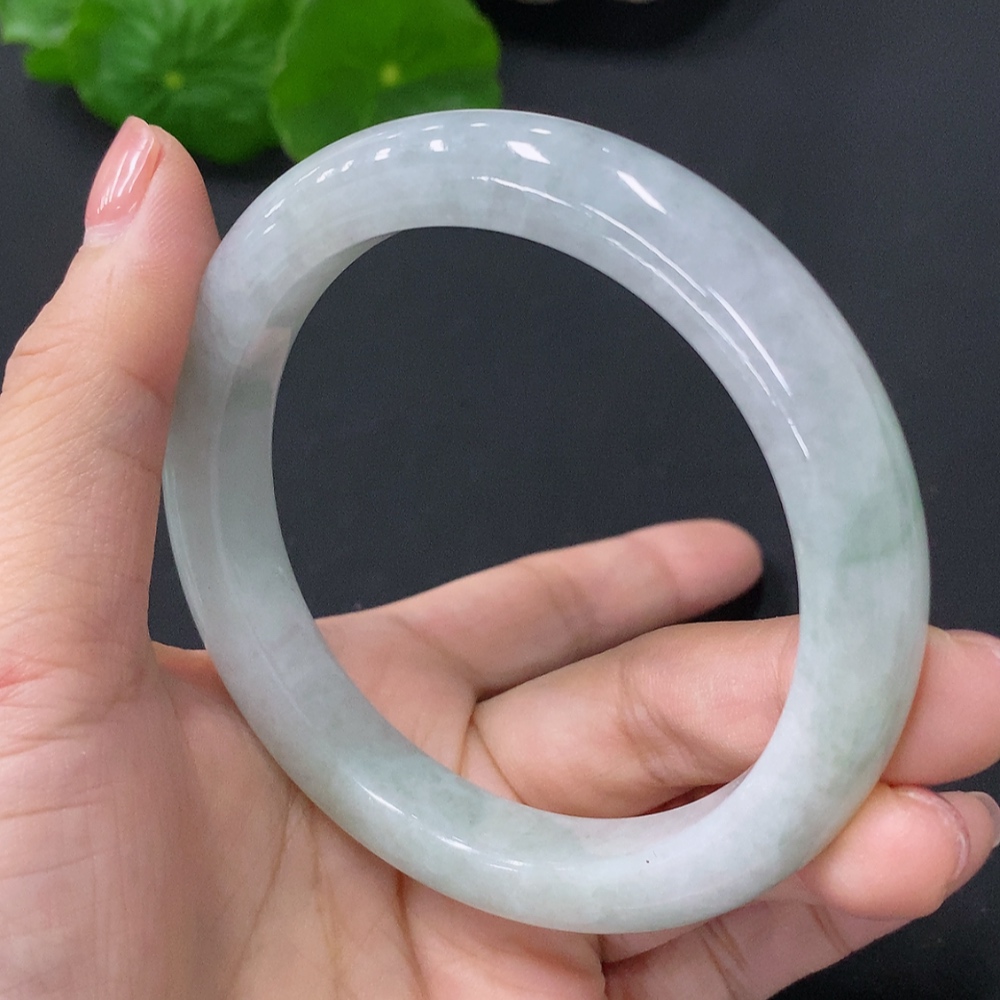 F35088364 Jadeite Round Bangle Size 58mm Total Weight Approx. 55.5g