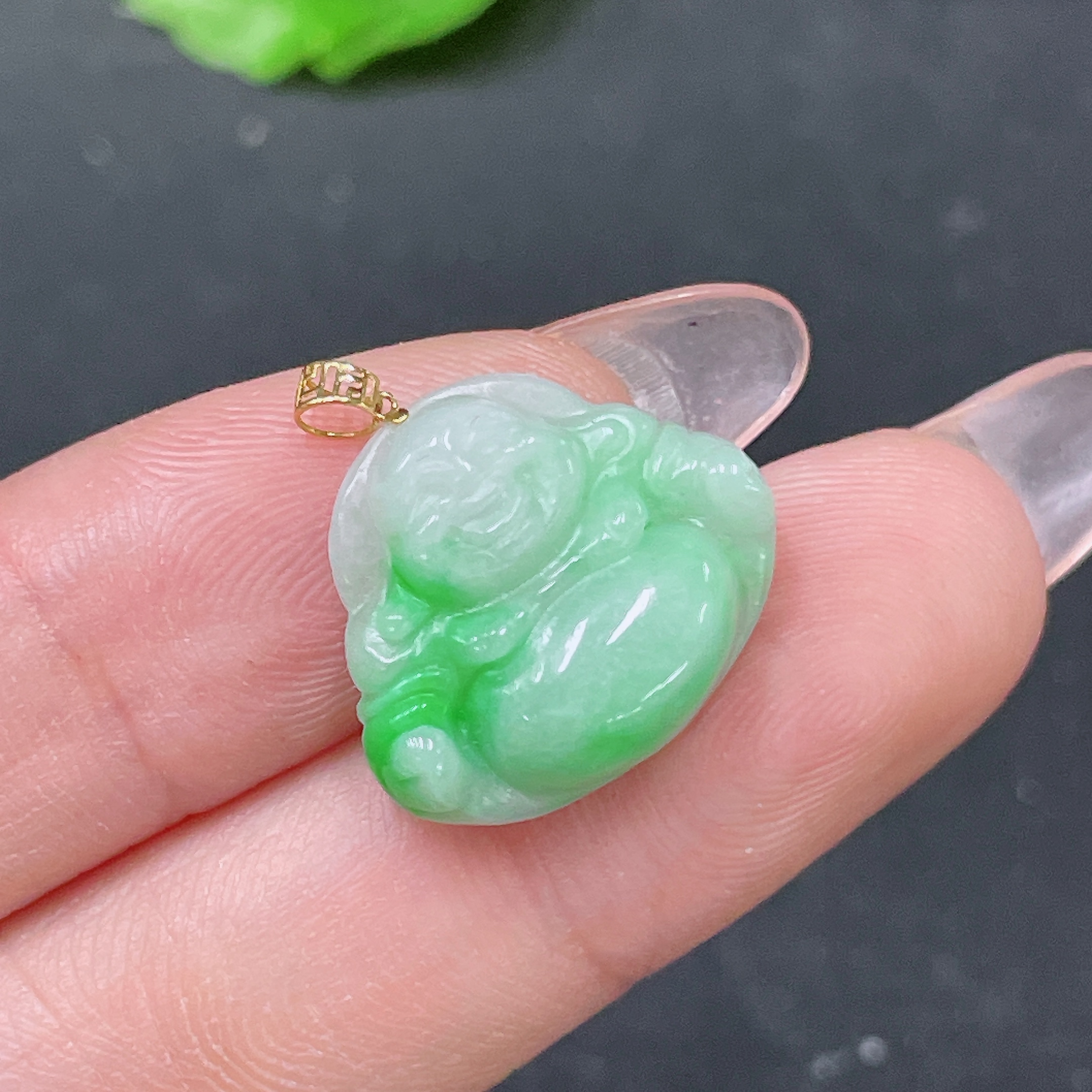 F34021382 Jadeite Pendant Buddha in 18k, Total Weight Approx. 2.36g