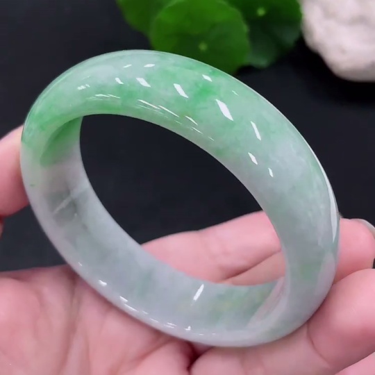 F30526785 Jadeite Round Bangle Size 57.6 Total Weight Approx. 72g