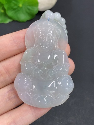 F42967135 翡翠观音挂件 货品总重量约59.1克（含绳重）
