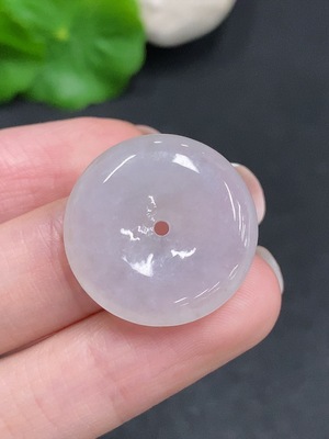 F34003337 Jadeite Peace Buckle, Total Weight Approximately 5.3 Grams