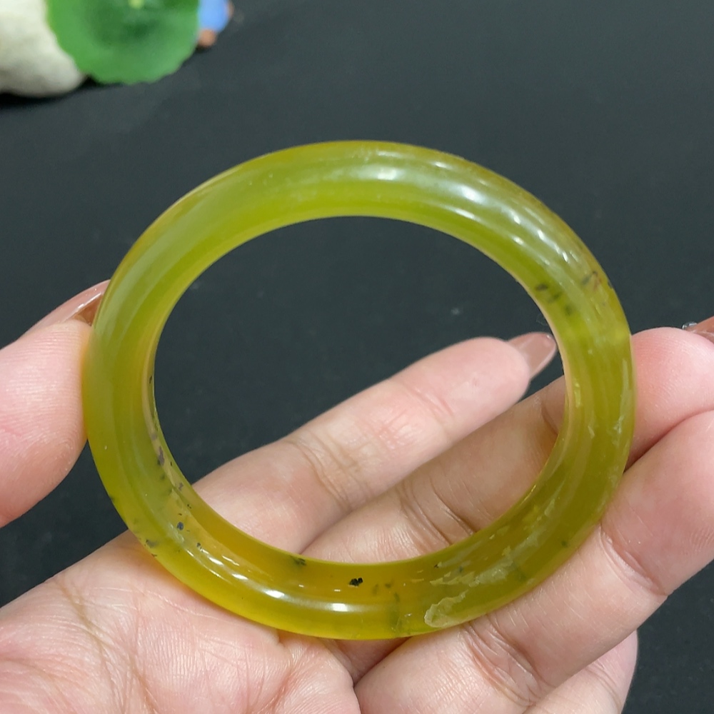 H34004269 Xiuyu (Serpentine Jade) Round Bracelet Size 51.6 Total Weight Approx. 36.1g