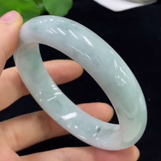 F33928988 Jadeite Round Bangle Size 62.3 Total Weight Approx. 86.32g