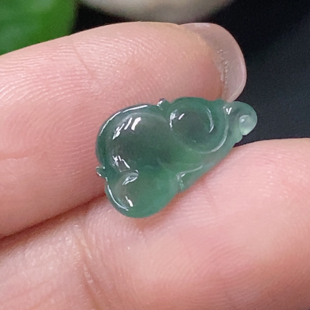 F34076118 Jadeite inlaid ornament Ruyi, total weight approx. 0.65g