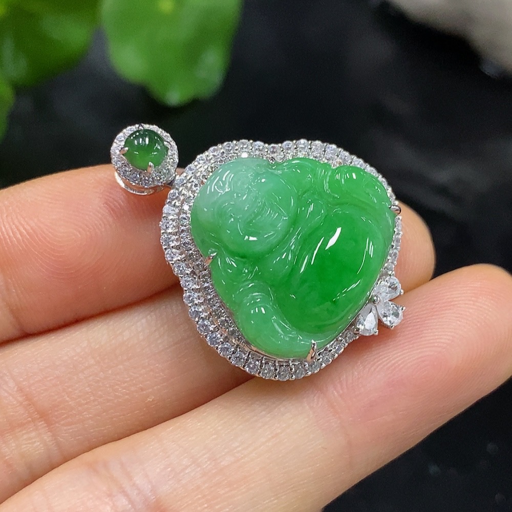 F23636693 JadeiteBuddha Pendant with 18K Gold Setting, Total Weight Approx. 5.68g