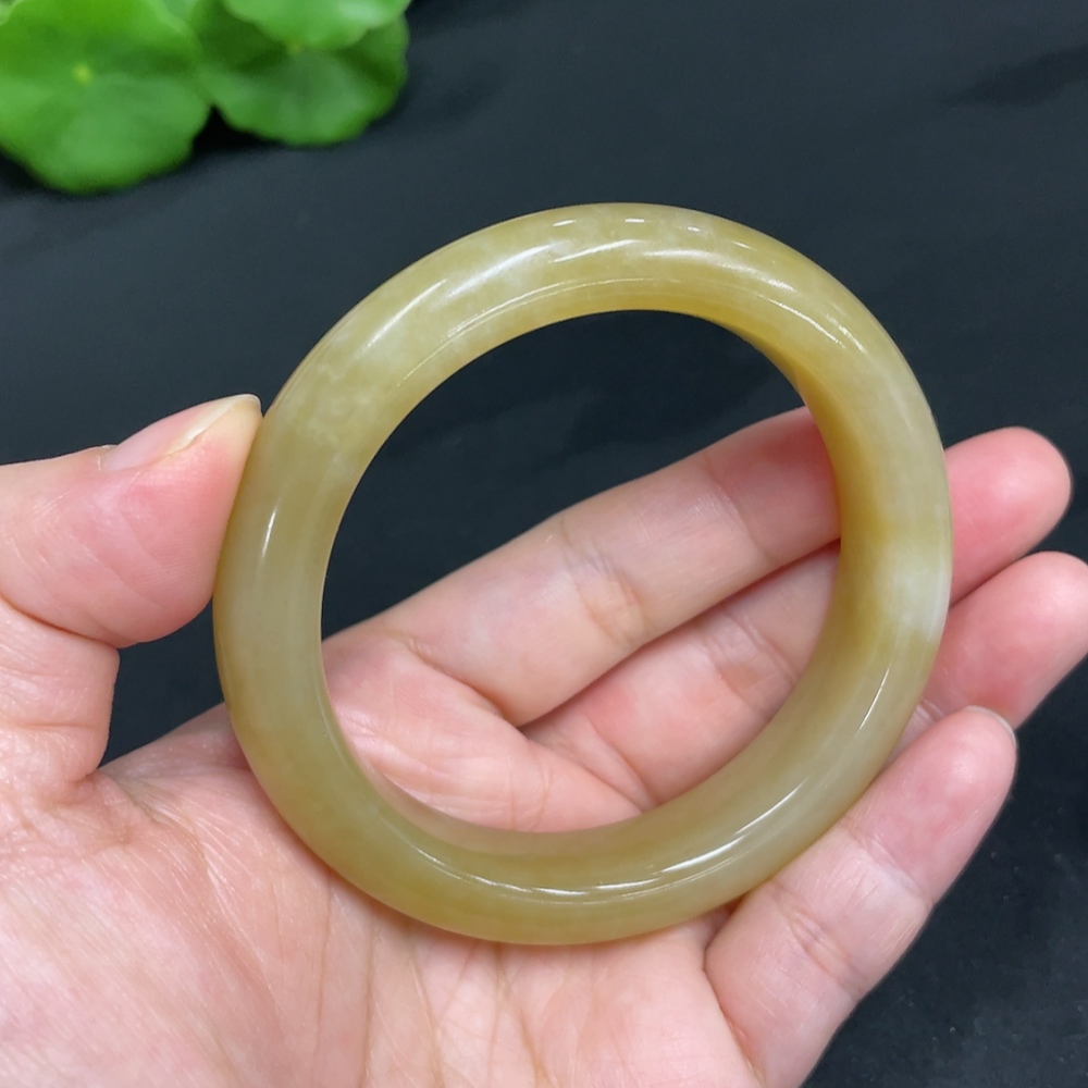 H34071983 Hetian Jade Round Bracelet Size 54.4 Total Weight Approx. 52.8g