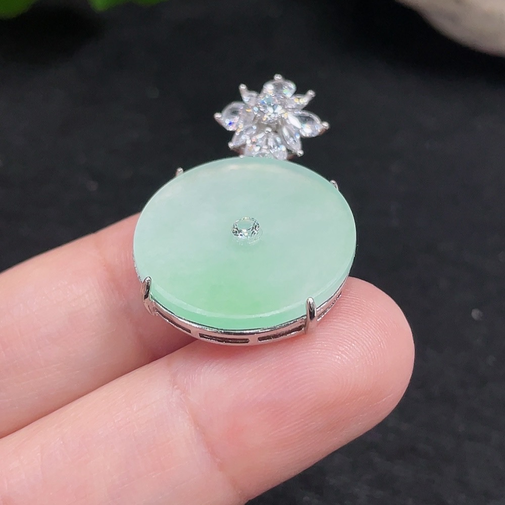 F33827004 Jadeite Inlaid Pendant Non-Gold Inlaid Total Weight Approx. 3.46g