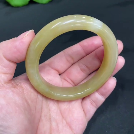 H34071983 Hetian Jade Round Bracelet Size 54.4 Total Weight Approx. 52.8g