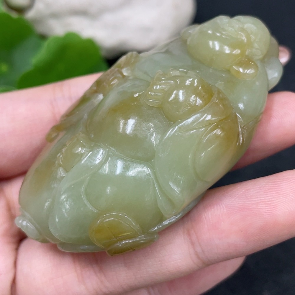 H32705555 Hetian Jade Pendant - Buddha - Total Weight Approx. 75.8g
