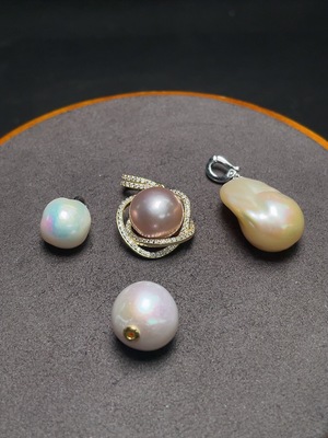 C34048271 Pearl Pendant Non-Gold Total Weight Approx. 18.3g Sell as a Lot