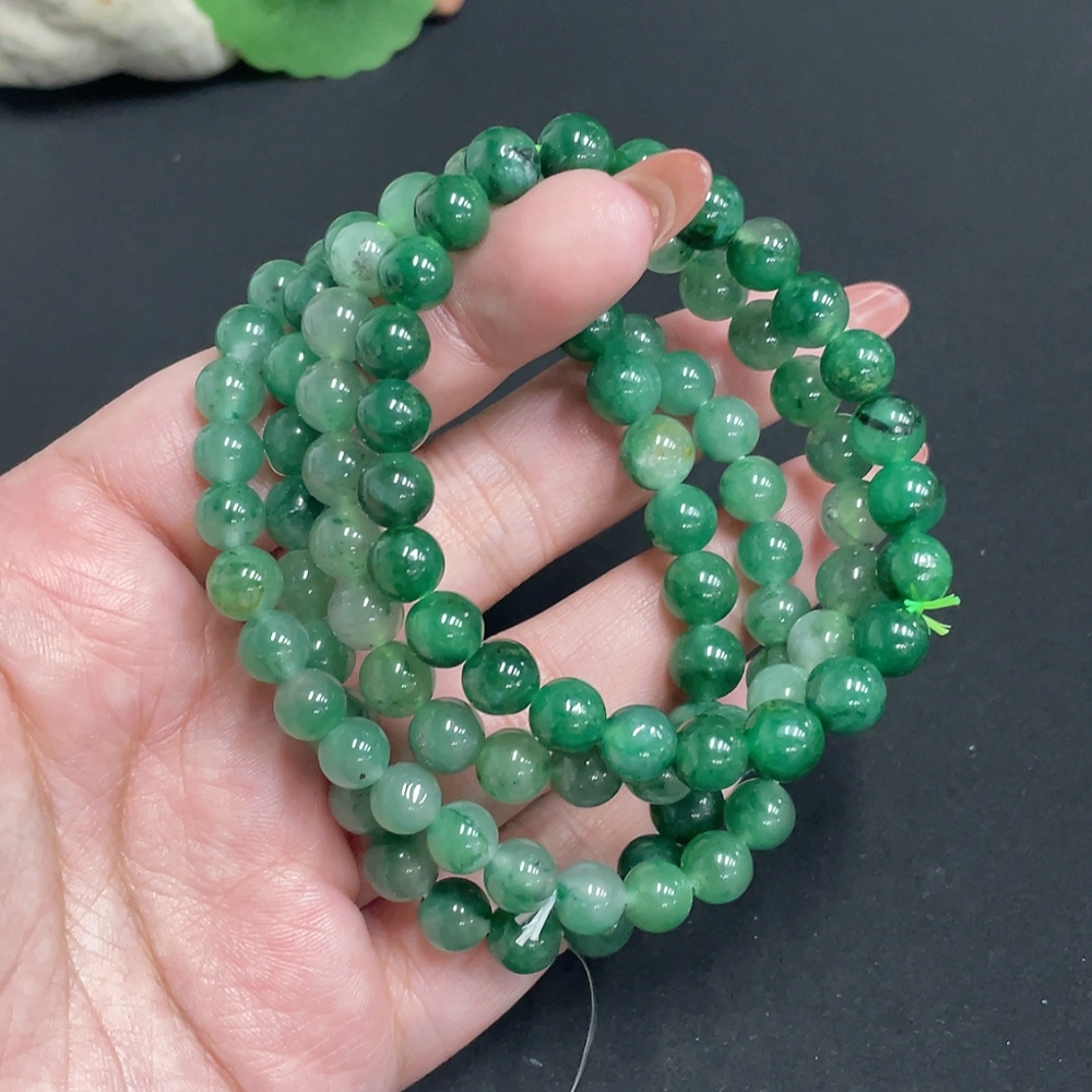 H35100118 African Emerald (Dulong Jade)