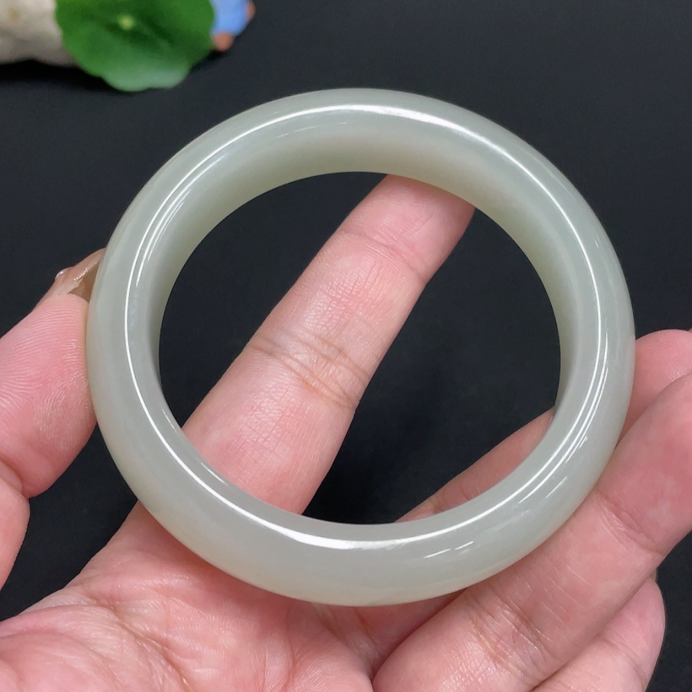 H32767191 Hetian Jade Round Bracelet Size 58.3 Total Weight Approx.74.4g