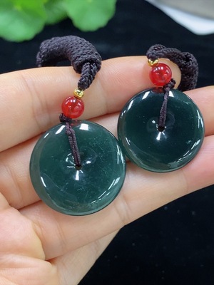 F31652271 Jadeite Pendant Set Wholesale