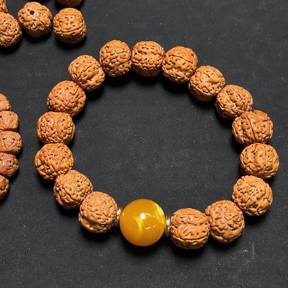 W32717092 Vajra Bracelet + Loose Beads Sell as a Lot