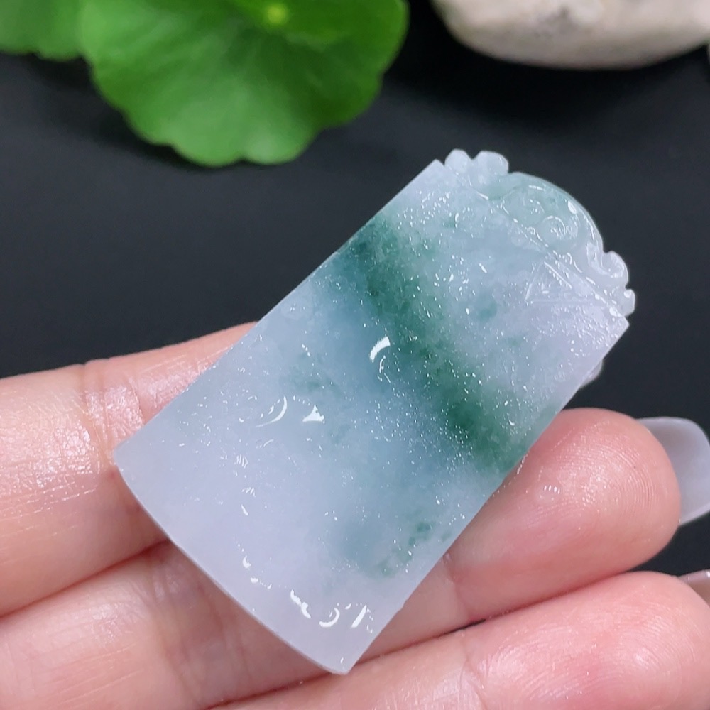 F27138049 Jadeite Plain Pendant Rough Pendant Total Weight Approximately 16.9g