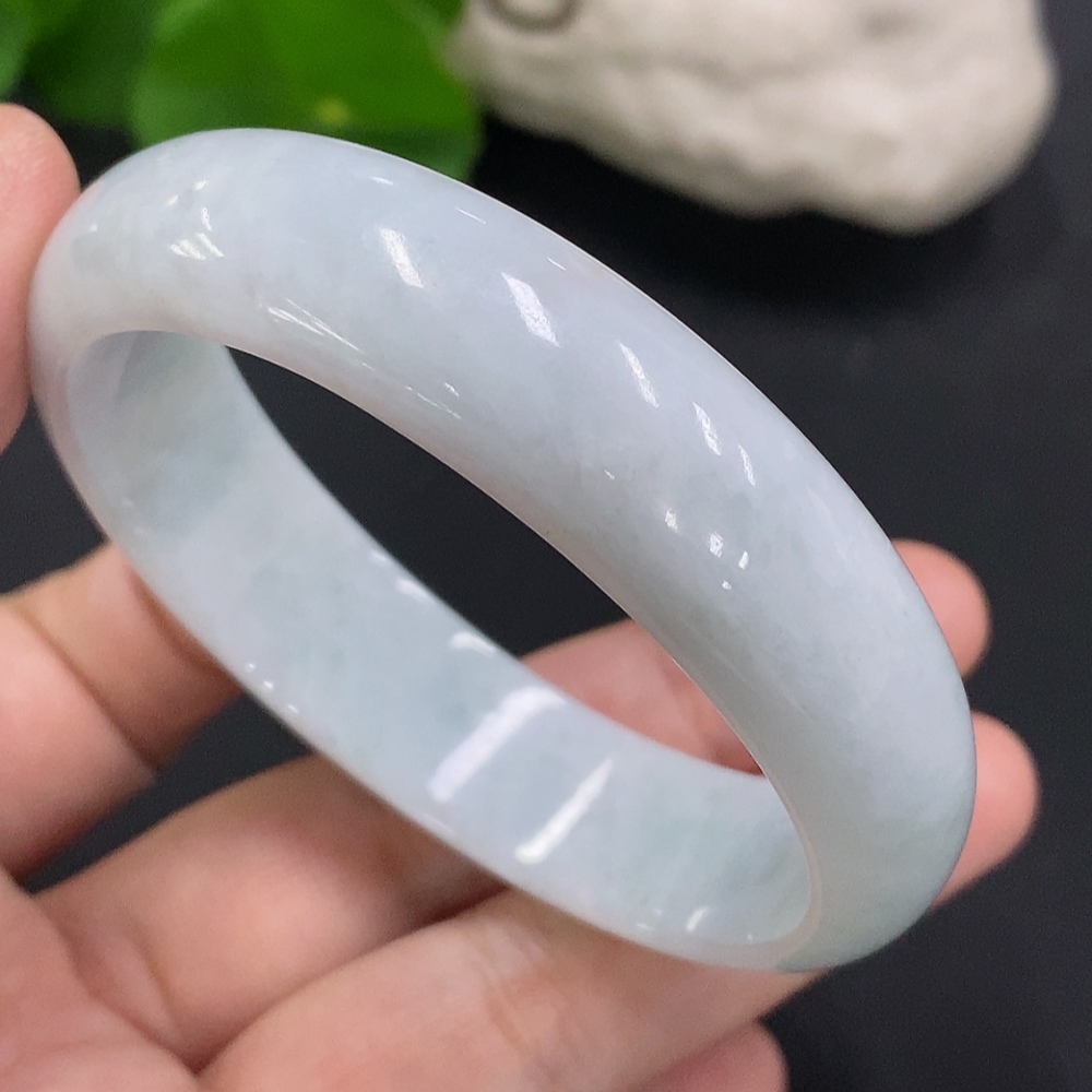 F31622315 Imperial Concorde Jadeite Bangle Size 54.3/47 Total Weight Approx. 43.6g