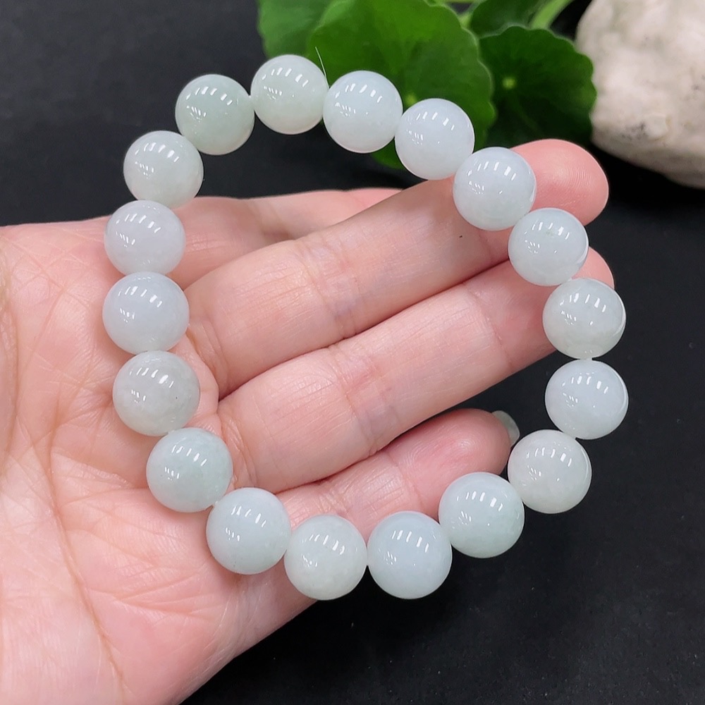 F31626800 Jadeite Bracelet, approximately 11mm, total weight about 40.3g