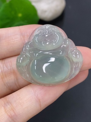 F46615968 翡翠佛公挂件 货品总重量约8.8克