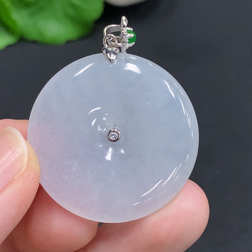 F30457153 Jadeite Safety Buckle, Non-Gold Inlaid, Total Weight Approximately 11.5g, Beads Not Jadeite