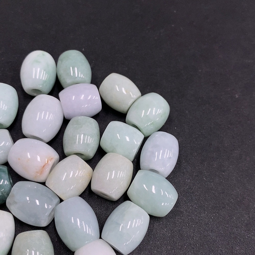F34077196 Jadeite Barrel Beads Sell as a Lot