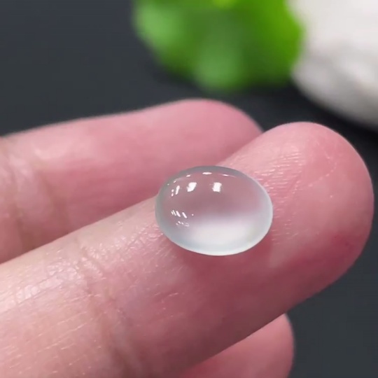 F35109129 Jadeite cabochon, total weight approx. 0.34g