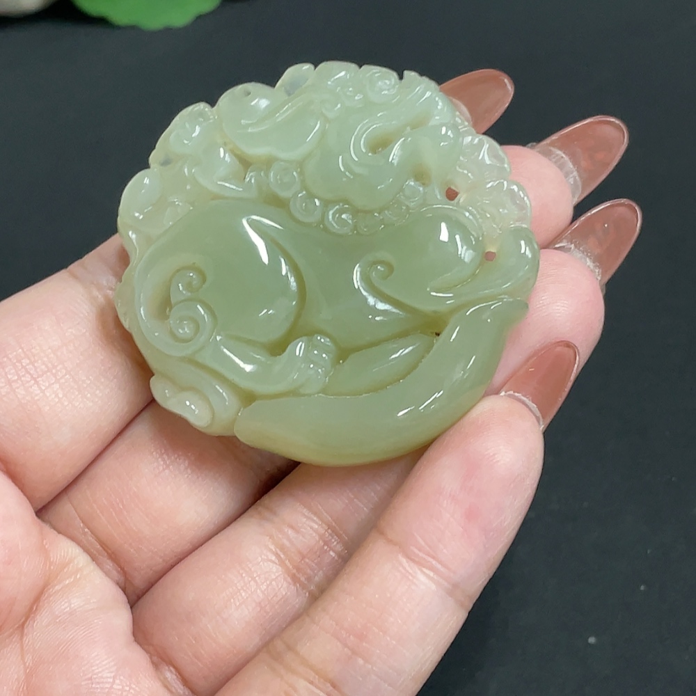 H35101308 Hetian Jade Pendant, Auspicious Beast, Total Weight Approx. 36.3g