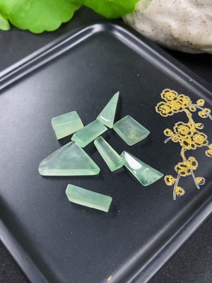 F46525540 翡翠戒面 一手走 货品总重约3.66g