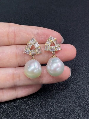 C33891202 Seawater Pearl Earrings Non-Gold Total Weight Approx. 9.33g Size About 12.6mm