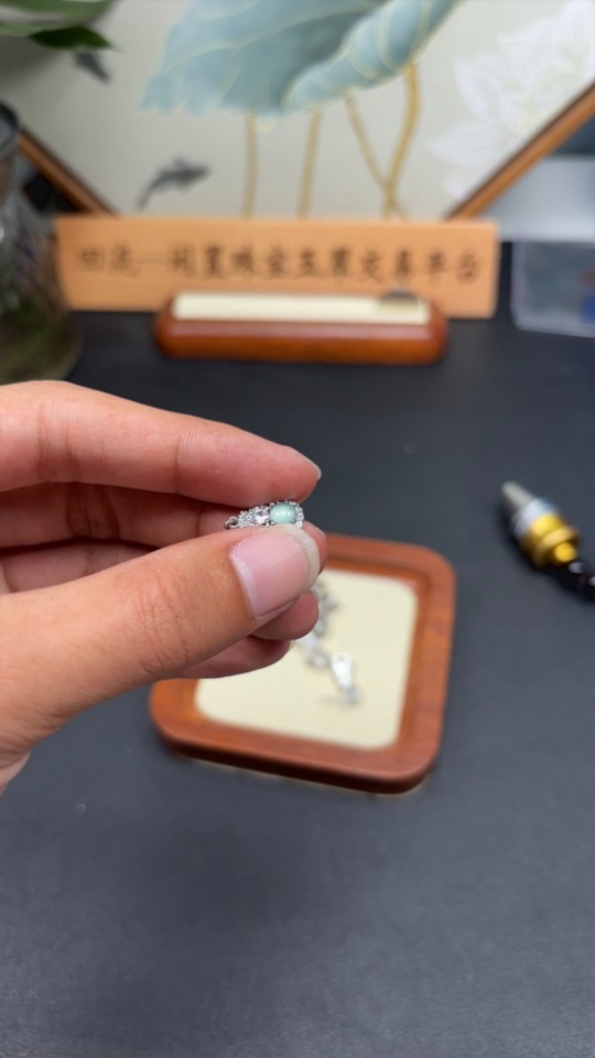 F35104035 Jadeite Inlaid Earrings Non-Gold Sell as a Lot