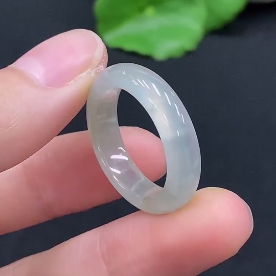 F32695908 Jadeite Ring Size 18 with Crack Total Weight Approx. 3.46g