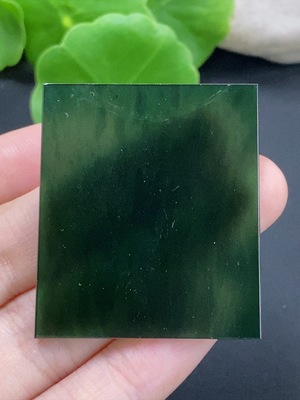 F42968800 翡翠无事牌镶嵌件 货品总重约6.27g