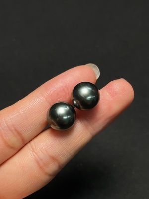 C43159365 海水珍珠耳饰 18k金 货品总重约4.4g 卡11.3mm左右