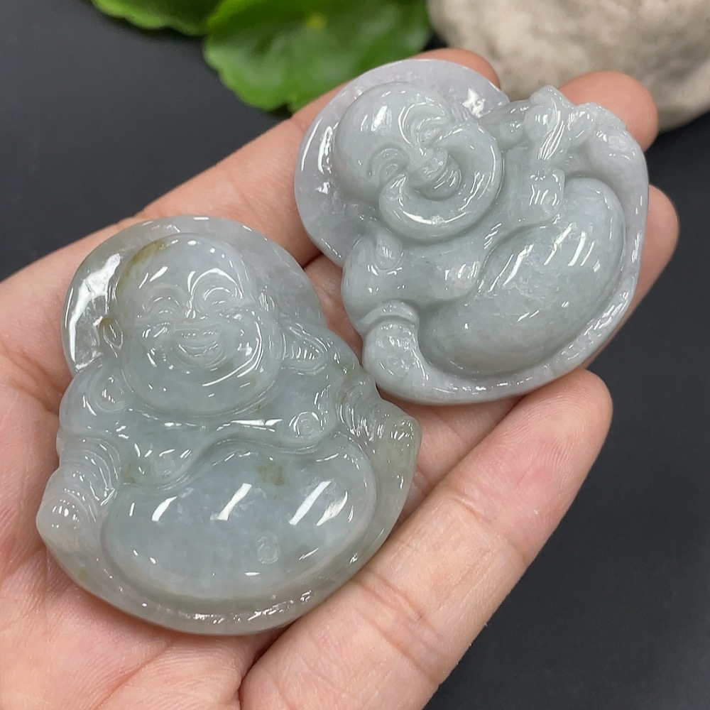 F18041755 Jadeite Buddha Pendant Sell as a Lot