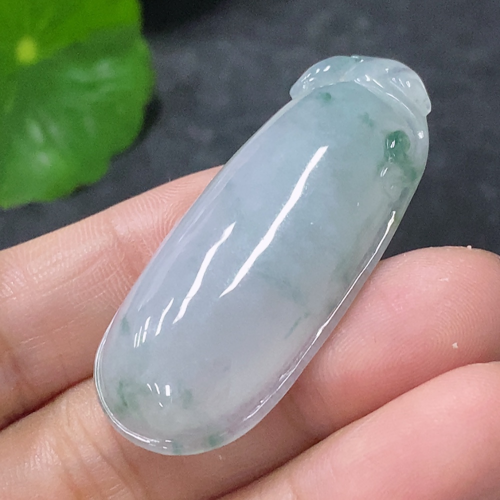 F32799679 Jadeite Pendant Fu Gua, total weight approx. 11.73g
