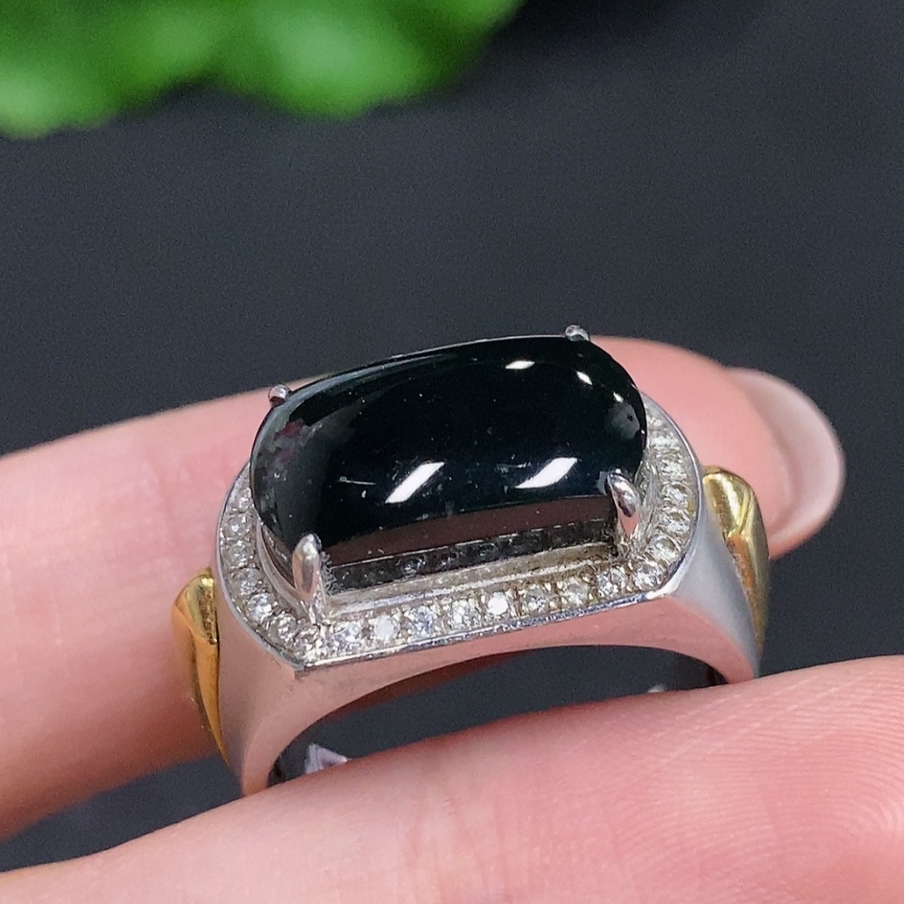 F34003382 Jadeite Cabochon Ring 18k Gold Total Weight Approx.10g Size 20 With Diamond Accents