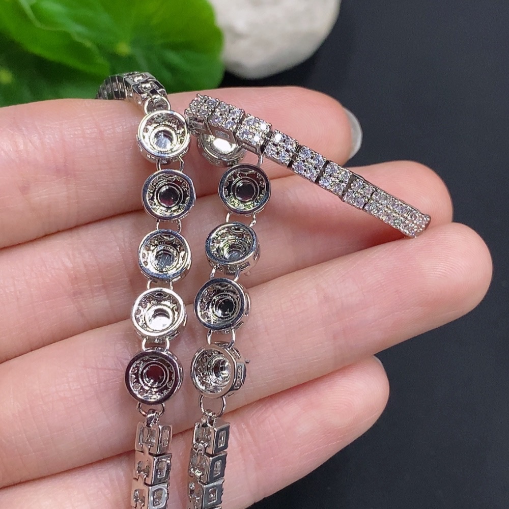 F35160661 Jadeite Cabochon Inlaid Bracelet Sell as a Lot Total Weight Approx. 15.91g