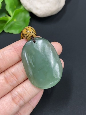 H29352918 Hetian Jade Pendant with Non-Hetian Jade Chain Total Weight Approx. 38.9g (Incl. Chain)