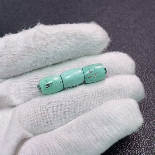 C34039370 Turquoise Jewelry with Other Mineral Components, Total Weight Approximately 4g, Size About 8mm