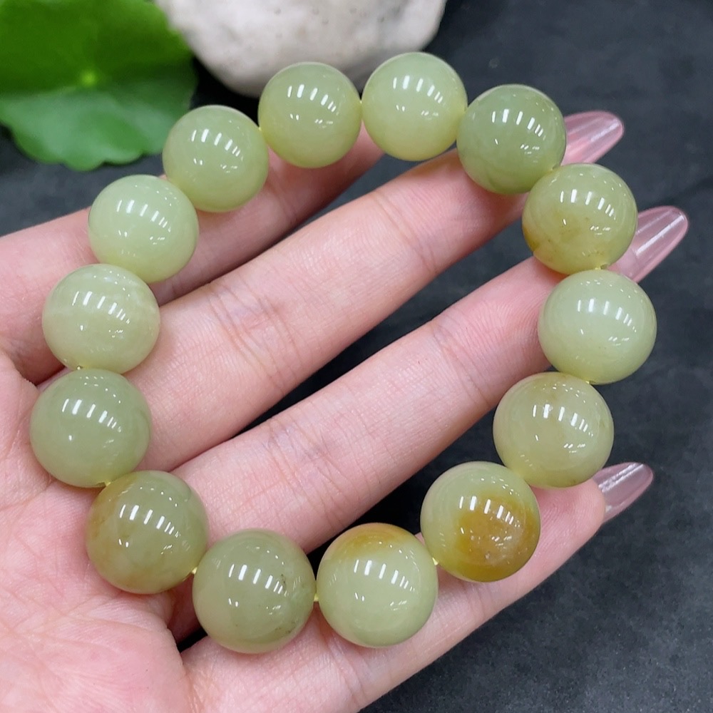 H33944796 Hetian Jade Bracelet, approx. 13.4mm, total weight approx. 57.2g
