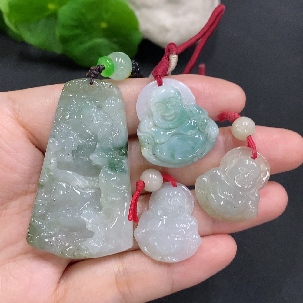 F34961446 Jadeite Pendant Sell as a Lot with Beads Non-Jadeite