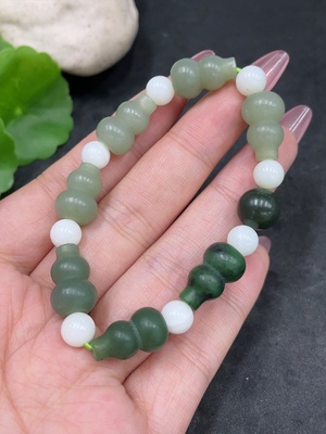 H33858695 Hetian Jade Gourd Bracelet (Non-Hetian Jade White Beads)