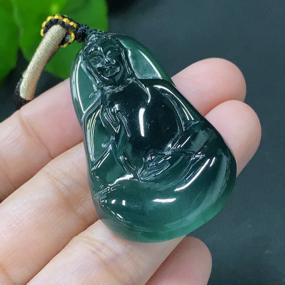 F31594912 Jadeite Pendant Guanyin Total Weight: Approx. 15.76g (with rope)