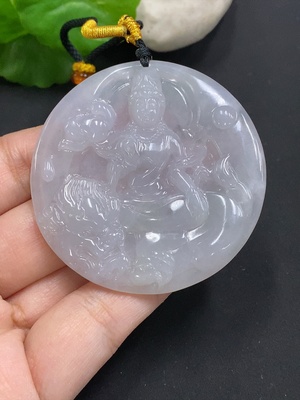 F35164553 翡翠文殊菩萨挂件 货品含绳总重约31.6克