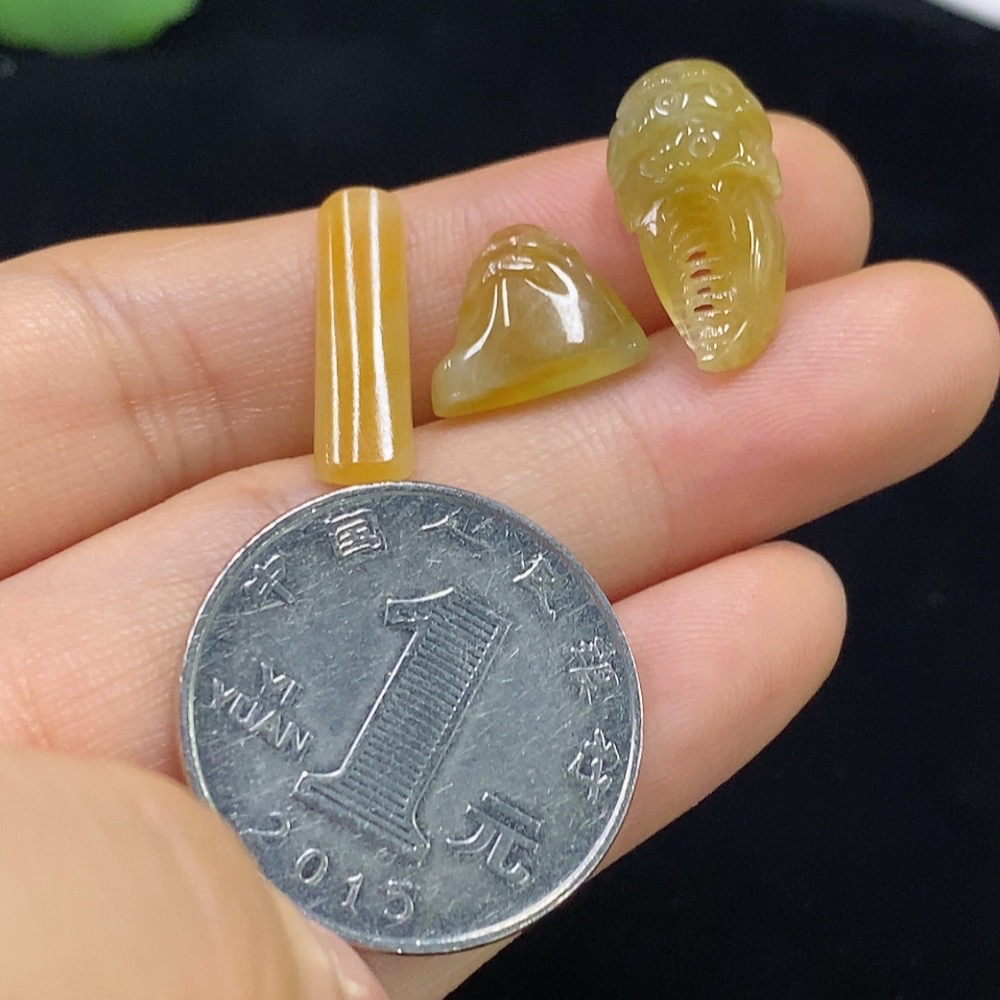 F32789814 color origin undetermined