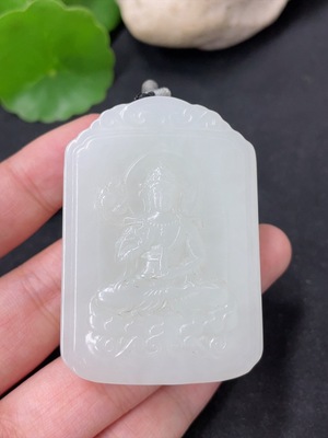 H42956455 和田玉挂件   度母   货品总重约（含绳）68.5g