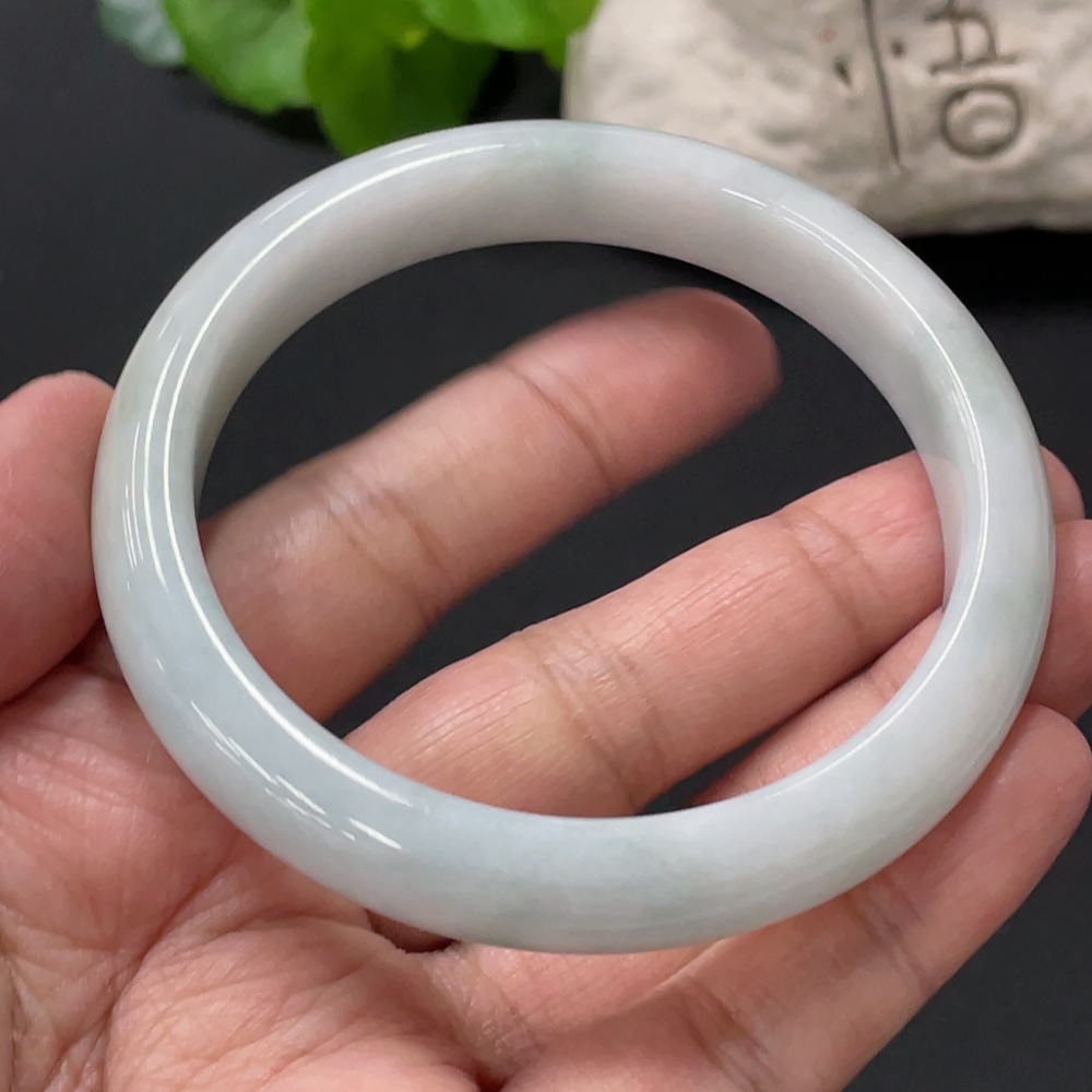F32821224 Jadeite regular bangle