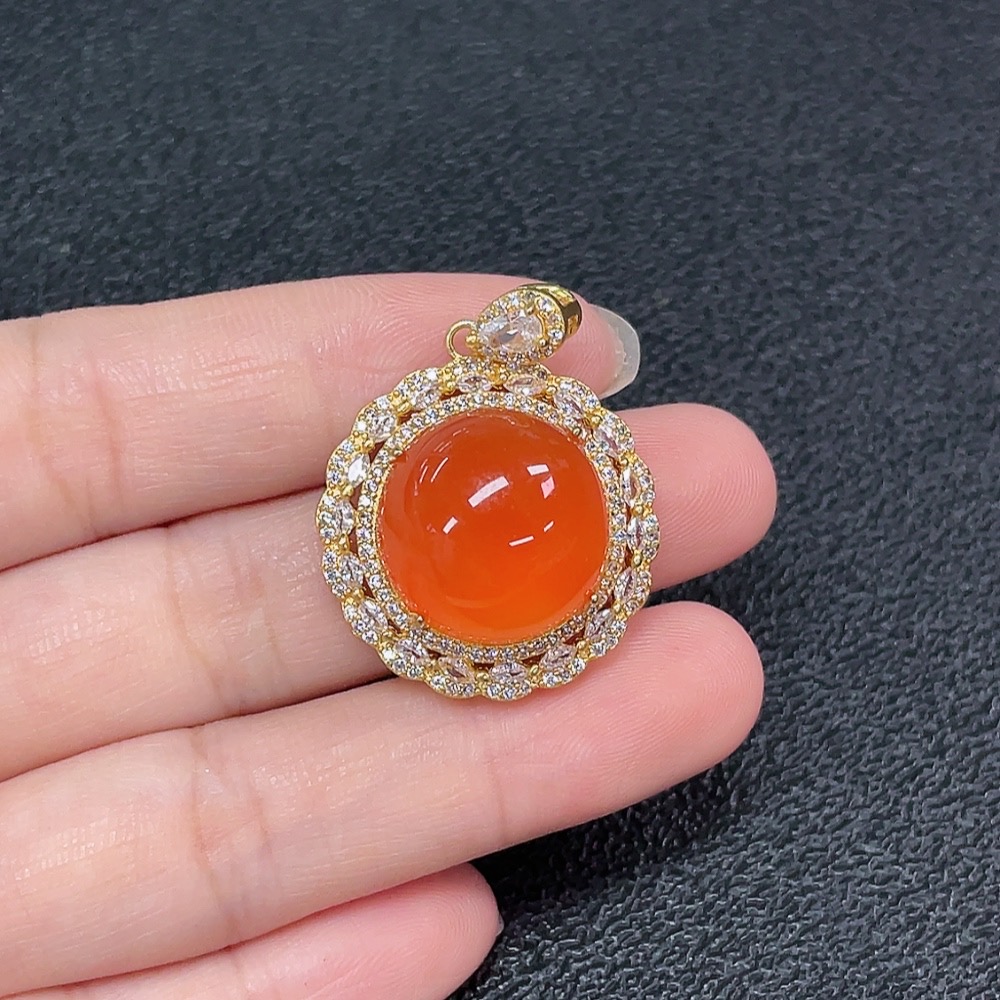 C34949305 South Agate Pendant Non-Gold Total Weight About 8.74ct Size Approx.16.6mm