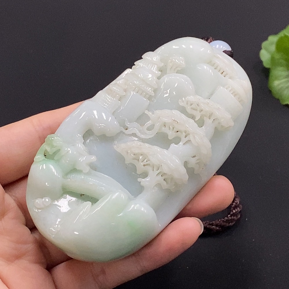 F35090995 Jadeite landscape hand piece Total weight approx. 204.89g With non-A matching beads
