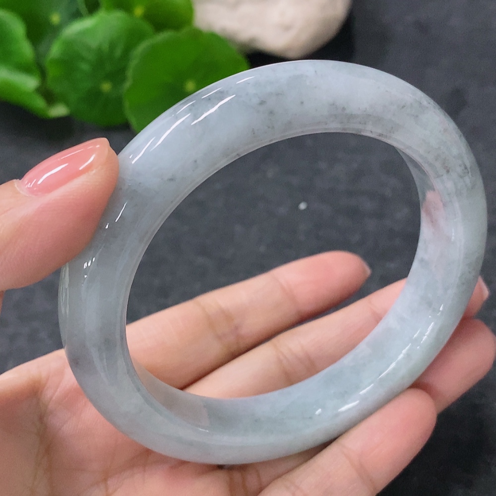 F34998065 Jadeite Round Bangle, Total Weight Approx. 67.4g, Size 57.8