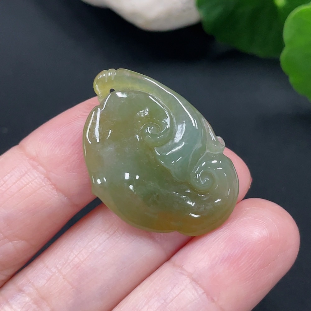 F25856975 JadeiteRuyi Pendant, Total Weight Approx. 5g